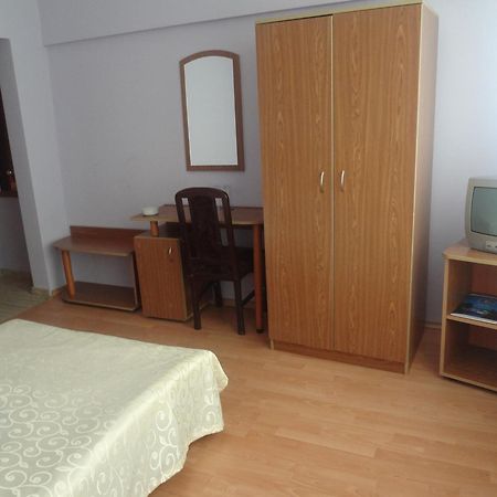 Paradise Hotel Madzharovo Quarto foto