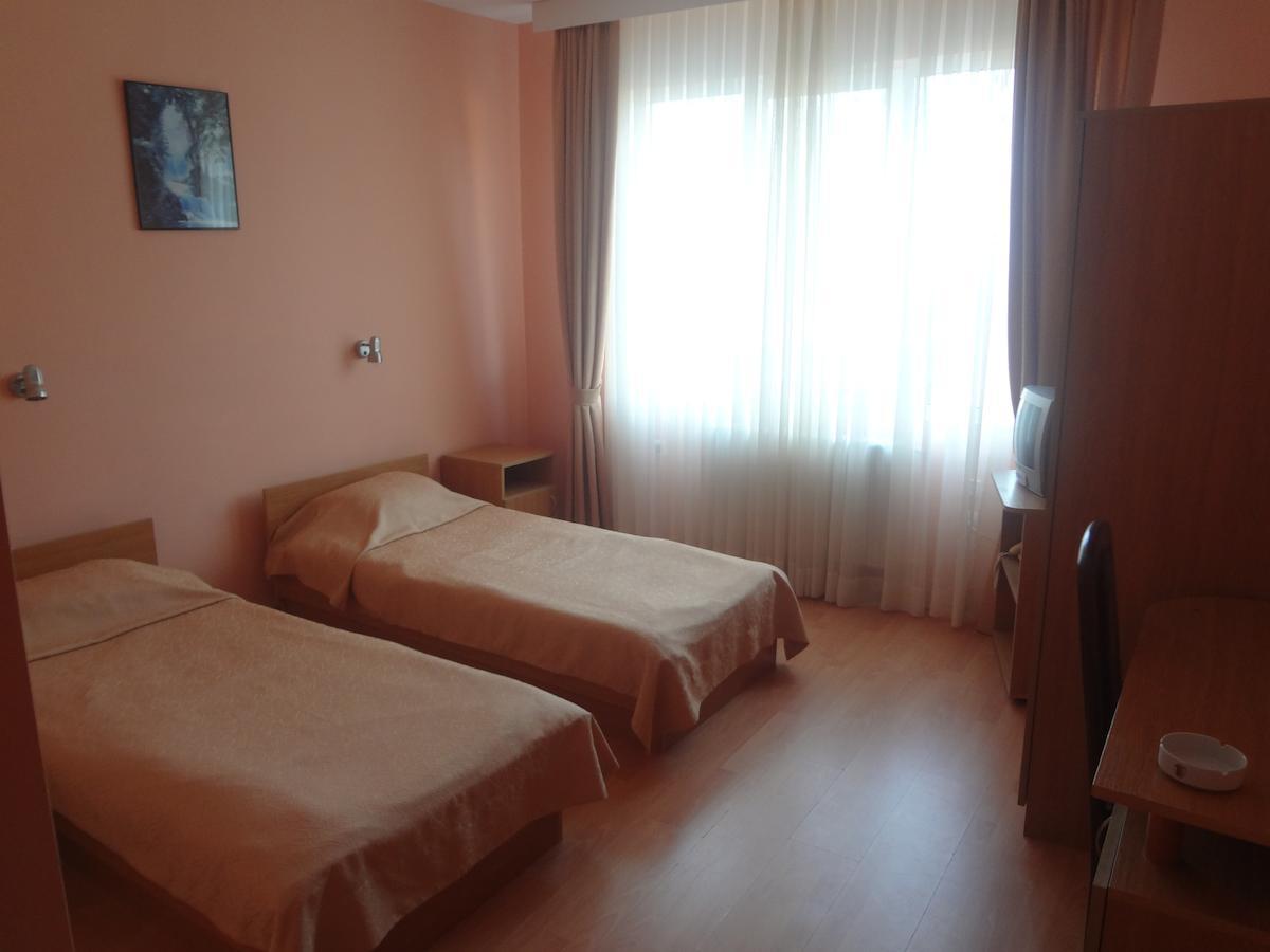 Paradise Hotel Madzharovo Quarto foto